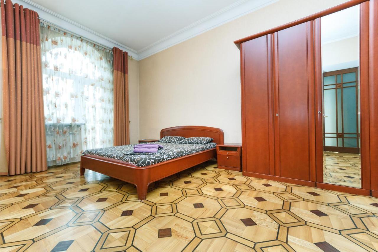Квартира На Крещатике Kiev Bagian luar foto